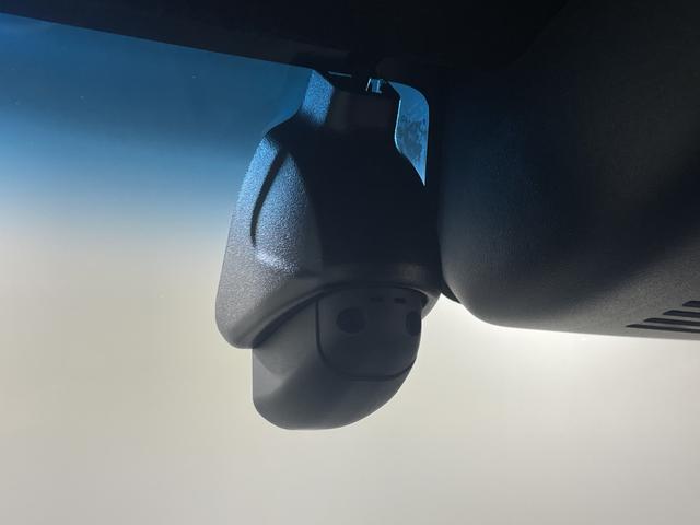 N-BOXカスタム L 純正8型ナビ ホンダセンシング 前後ドラレコ バックカメラ コーナーセンサー 電動サイドブレーキ ステアリングスイッチ LEDヘッドライト フォグランプ オートライト 純正フロアマット 純正AW(9枚目)