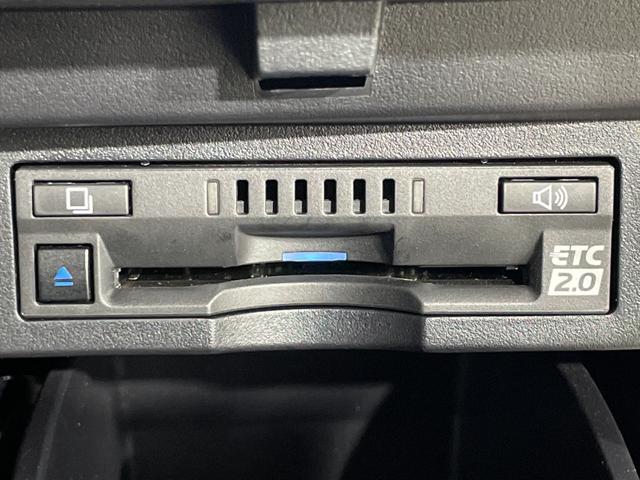 ヴェルファイア ２．５　ゴールデンアイズＩＩ　純正９型ＤＡ　純正１２．１型フリップダウンＭ　Ｂカメラ　両側電動　ＴＳＳ　ＢＳＭ　デジタルインナーミラー　ＰＢＤ　３眼ＬＥＤヘッドランプ　半革シート　革巻ステアリング　スマートキー　プッシュスタート（28枚目）