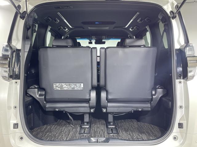 ヴェルファイア ２．５　ゴールデンアイズＩＩ　純正９型ＤＡ　純正１２．１型フリップダウンＭ　Ｂカメラ　両側電動　ＴＳＳ　ＢＳＭ　デジタルインナーミラー　ＰＢＤ　３眼ＬＥＤヘッドランプ　半革シート　革巻ステアリング　スマートキー　プッシュスタート（48枚目）