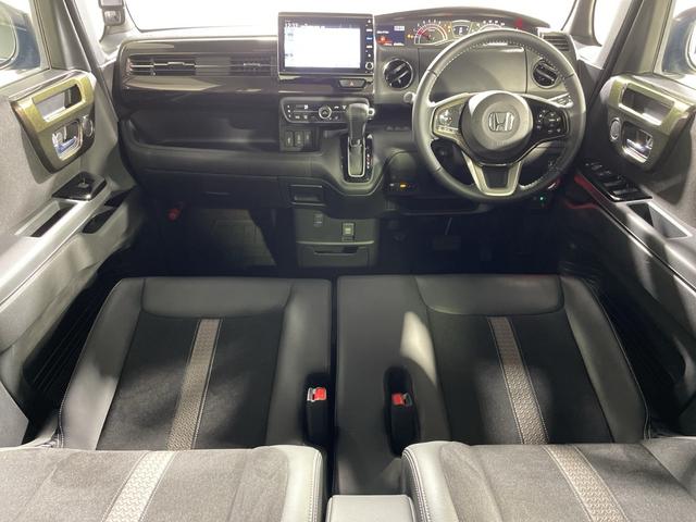 N-BOXカスタム G・Lターボホンダセンシング ホンダセンシング 純正8インチナビ バックカメラ 両側電動スライドドア ハーフレザーシート シートヒーター ビルトインETC 革巻きステアリング パドルシフト LED シーケンシャルウィンカー フォグ(2枚目)