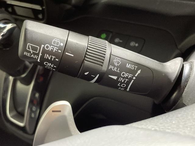 N-BOXカスタム G・Lターボホンダセンシング ホンダセンシング 純正8インチナビ バックカメラ 両側電動スライドドア ハーフレザーシート シートヒーター ビルトインETC 革巻きステアリング パドルシフト LED シーケンシャルウィンカー フォグ(11枚目)