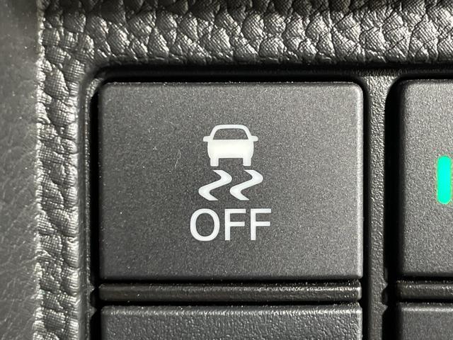 N-BOXカスタム G・Lターボホンダセンシング ホンダセンシング 純正8インチナビ バックカメラ 両側電動スライドドア ハーフレザーシート シートヒーター ビルトインETC 革巻きステアリング パドルシフト LED シーケンシャルウィンカー フォグ(20枚目)