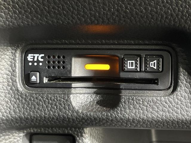 N-BOXカスタム G・Lターボホンダセンシング ホンダセンシング 純正8インチナビ バックカメラ 両側電動スライドドア ハーフレザーシート シートヒーター ビルトインETC 革巻きステアリング パドルシフト LED シーケンシャルウィンカー フォグ(22枚目)