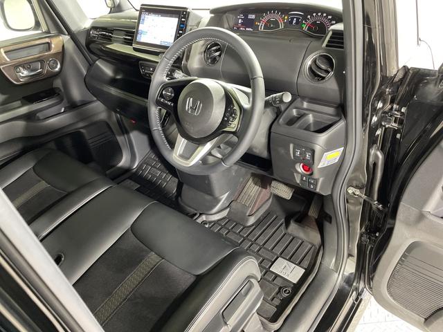 N-BOXカスタム G・Lターボホンダセンシング ホンダセンシング 純正8インチナビ バックカメラ 両側電動スライドドア ハーフレザーシート シートヒーター ビルトインETC 革巻きステアリング パドルシフト LED シーケンシャルウィンカー フォグ(30枚目)