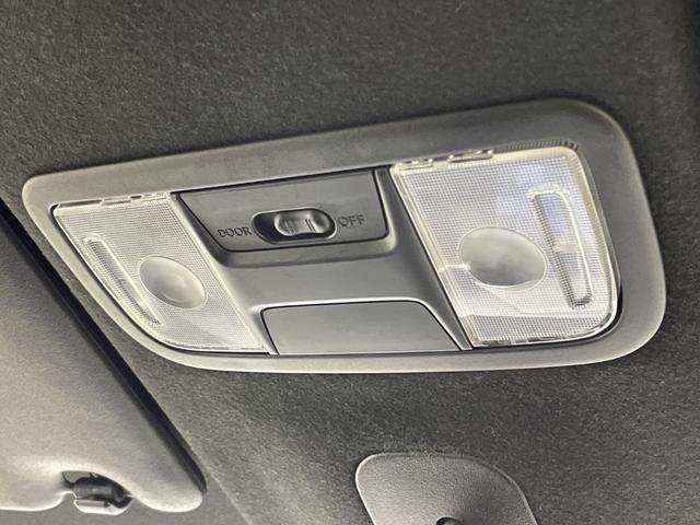 N-BOXカスタム G・Lターボホンダセンシング ホンダセンシング 純正8インチナビ バックカメラ 両側電動スライドドア ハーフレザーシート シートヒーター ビルトインETC 革巻きステアリング パドルシフト LED シーケンシャルウィンカー フォグ(50枚目)