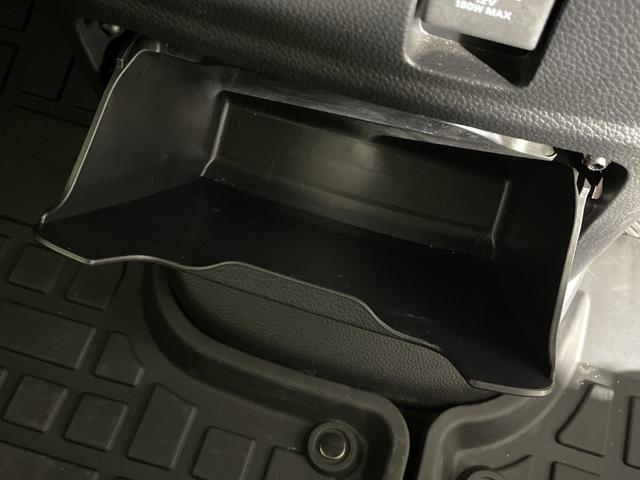 N-BOXカスタム G・Lターボホンダセンシング ホンダセンシング 純正8インチナビ バックカメラ 両側電動スライドドア ハーフレザーシート シートヒーター ビルトインETC 革巻きステアリング パドルシフト LED シーケンシャルウィンカー フォグ(53枚目)