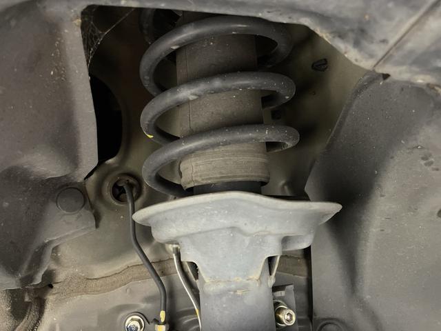 N-BOXカスタム G・Lターボホンダセンシング ホンダセンシング 純正8インチナビ バックカメラ 両側電動スライドドア ハーフレザーシート シートヒーター ビルトインETC 革巻きステアリング パドルシフト LED シーケンシャルウィンカー フォグ(79枚目)