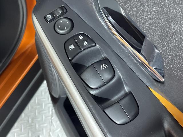 キックス Ｘ　ツートーンインテリアエディション　純正９型ナビ　アラウンドビューＭ　セーフティＡ　ＰｒｏＰＩＬＯＴ　Ｄルームミラー　２トーンカラー　ＬＥＤ　ルーフレール　電動ＰＢ／オートＢＨ　ステアリングＨ　合皮シート　前シートＨ　ＥＴＣ２．０（35枚目）