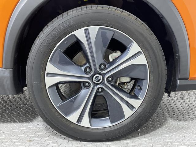 キックス Ｘ　ツートーンインテリアエディション　純正９型ナビ　アラウンドビューＭ　セーフティＡ　ＰｒｏＰＩＬＯＴ　Ｄルームミラー　２トーンカラー　ＬＥＤ　ルーフレール　電動ＰＢ／オートＢＨ　ステアリングＨ　合皮シート　前シートＨ　ＥＴＣ２．０（70枚目）