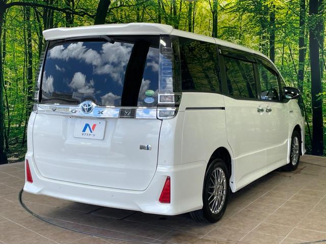 ヴォクシー ハイブリッドＺＳ　煌ＩＩ　１年保証　禁煙車　ＢＩＧ－Ｘ１１インチナビ　フリップダウンモニター　衝突軽減装置　両側電動スライドドア　バックカメラ　クルーズコントロール　ＬＥＤヘッドライト　ドライブレコーダー　ＥＴＣ（55枚目）