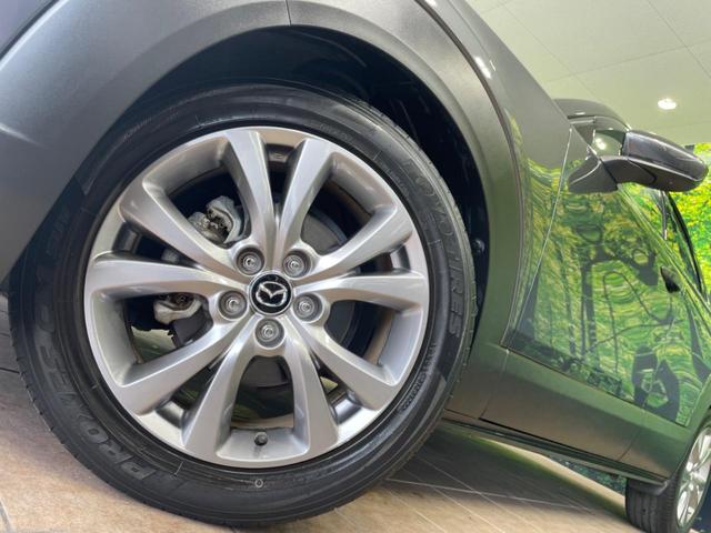 【１８インチアルミホイール】外観にマッチしたアルミホイールを装着しております。各種アルミホイールや、スタッドレスタイヤも取扱いしております。是非ご相談ください♪