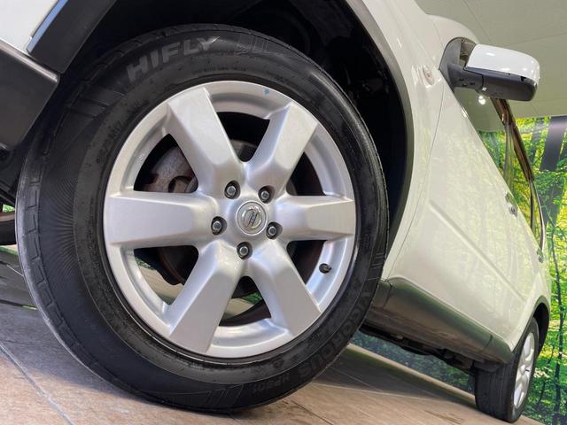 エクストレイル ２０Ｘ　１年保証付　純正ナビ　バックカメラ　禁煙車　スマートキー　ビルトインＥＴＣ　オートライト　オートエアコン　純正１７インチアルミ　ＣＤ　ＤＶＤ再生（12枚目）