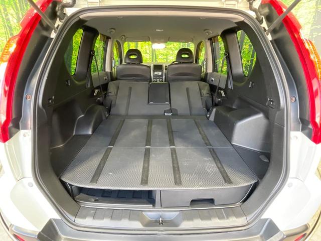 エクストレイル ２０Ｘ　１年保証付　純正ナビ　バックカメラ　禁煙車　スマートキー　ビルトインＥＴＣ　オートライト　オートエアコン　純正１７インチアルミ　ＣＤ　ＤＶＤ再生（32枚目）