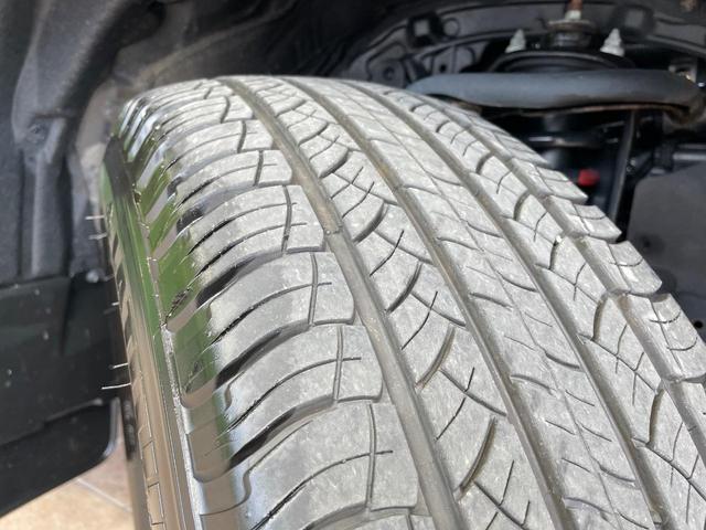 ランドクルーザープラド ＴＸ　Ｌパッケージ　マットブラックエディション　１年保証付　４ＷＤ　サンルーフ　全周囲カメラ　純正ナビ　衝突被害軽減システム　レーダークルーズ　禁煙車　レザーシート　前席シートエアコン　ドラレコ　コーナーセンサー　スマートキー　ＬＥＤヘッド　ＥＴＣ（30枚目）