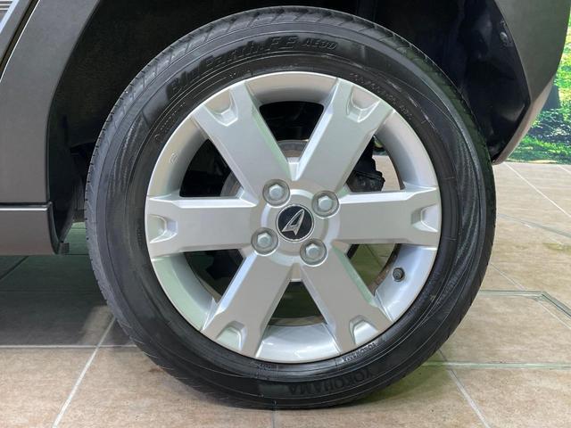 【純正15インチアルミホイール】外観にマッチした純正アルミホイールを装着しております。各種社外アルミホイールや、スタッドレスタイヤも取扱いしております。是非ご相談ください♪