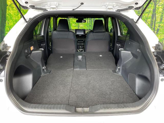 普段のお買い物や通勤、送迎等に十分な荷室スペースを確保しております。セカンドシートを倒すと、大きな荷物の積載も可能です♪