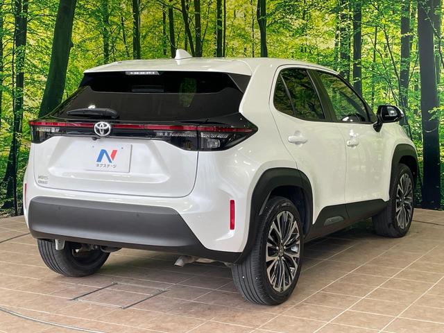 ☆全国のネクステージからお取り寄せが可能※!遠方の店舗に展示してあるクルマが気になる場合も、最寄りの店舗でご覧いただくことが可能です!是非私たちに要望をお聞かせください!※別途費用