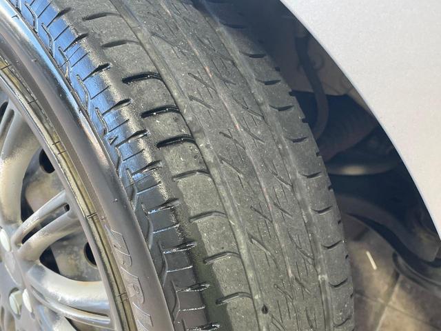 ステラ L スマートアシスト 1年保証付 禁煙車 衝突軽減システム SDナビ Bluetooth再生 ワンセグTV CD/DVD再生 車線逸脱警報 ドアバイザー 横滑り防止装置 プライバシーガラス バニティーミラー(34枚目)