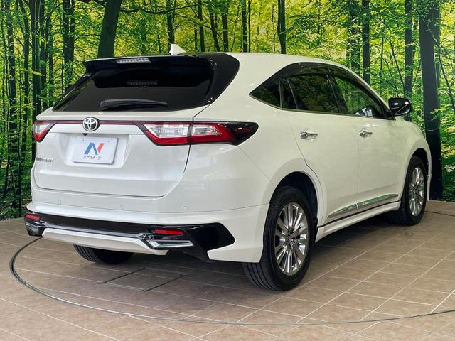 ☆全国のネクステージからお取り寄せが可能※!遠方の店舗に展示してあるクルマが気になる場合も、最寄りの店舗でご覧いただくことが可能です!是非私たちに要望をお聞かせください!※別途費用