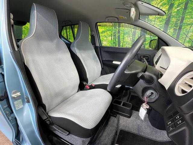 運転席シート廻りは使用感も少なく、良好な状態となっています。丁寧に使われていたことがよくわかりますね。