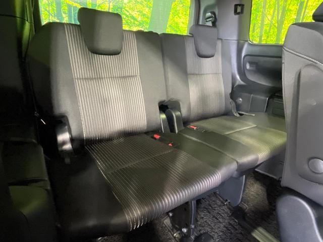 3列目シートはもちろん状態良好☆大人でもゆったりと座って頂けますので、大人数でのお出かけもラクラクです♪ご家族で、気の知れた仲間で、ドライブに行くのが楽しみですね♪