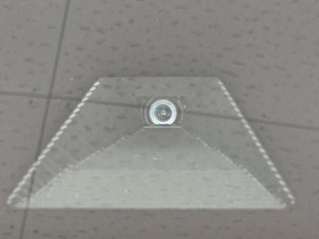 【ホンダセンシング】走行中に前方の車両等を認識し、衝突しそうな時は警報とブレーキで衝突回避と被害軽減をアシスト。より安全にドライブをお楽しみいただけます。