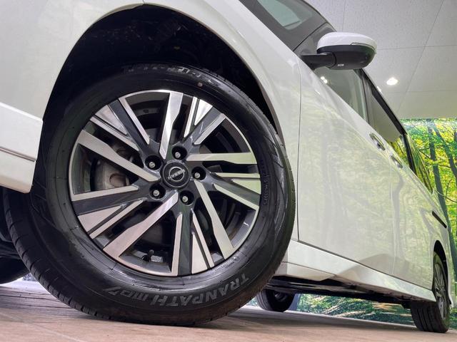 【純正１６インチアルミホイール】外観にマッチした純正アルミホイールを装着しております。各種社外アルミホイールや、スタッドレスタイヤも取扱いしております。是非ご相談ください♪