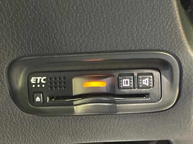 ヴェゼル ハイブリッドＸ・ホンダセンシング　１年保証付　禁煙車　衝突軽減装置　純正ナビ　バックカメラ　レーダークルーズコントロール　ドライブレコーダー　ＥＴＣ　ＬＥＤヘッドライト　レーンアシスト　Ｂｌｕｅｔｏｏｔｈ再生　フルセグＴＶ（28枚目）