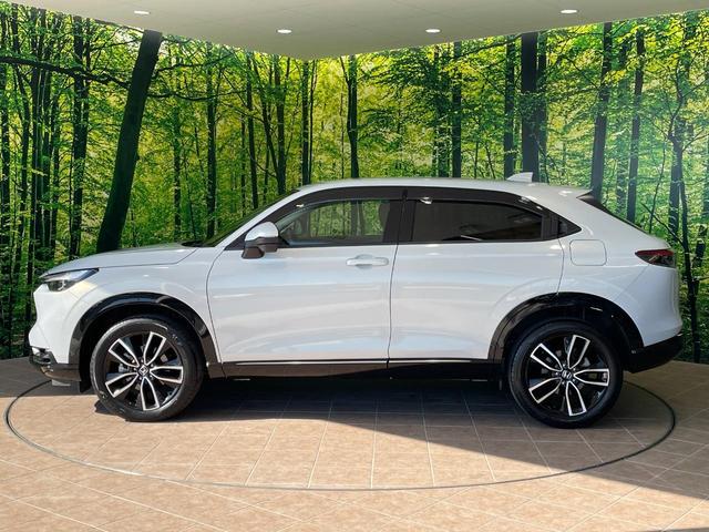 ヴェゼル ｅ：ＨＥＶ　Ｚ　１年保証　全周囲カメラ　衝突被害軽減システム　禁煙車　電動リアゲート　ハーフレザーシート　コーナーセンサー　スマートキー　ＬＥＤヘッド　ＥＴＣ２．０　純正１８インチアルミ　オートライト（41枚目）