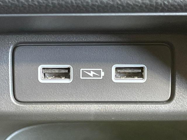 ヴェゼル ｅ：ＨＥＶ　Ｚ　１年保証　全周囲カメラ　衝突被害軽減システム　禁煙車　電動リアゲート　ハーフレザーシート　コーナーセンサー　スマートキー　ＬＥＤヘッド　ＥＴＣ２．０　純正１８インチアルミ　オートライト（50枚目）