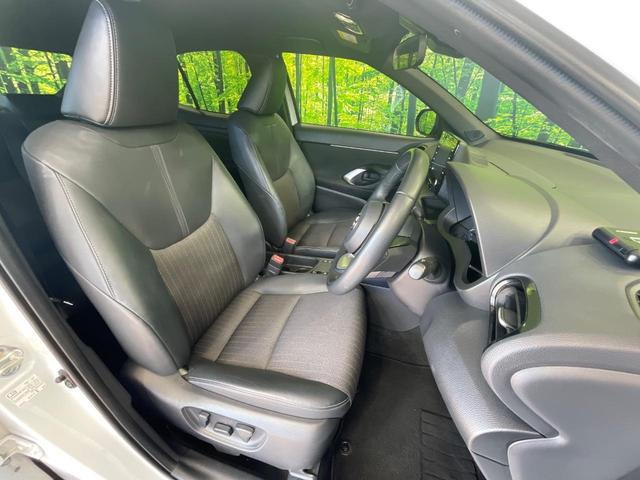 ヤリスクロス ハイブリッドZ 1年保証付 純正ディスプレイオーディオ 全周囲カメラ 衝突被害軽減システム レーダークルーズ 禁煙車 ハーフレザーシート パワーシート コーナーセンサー LEDヘッド ETC シートヒーター(8枚目)