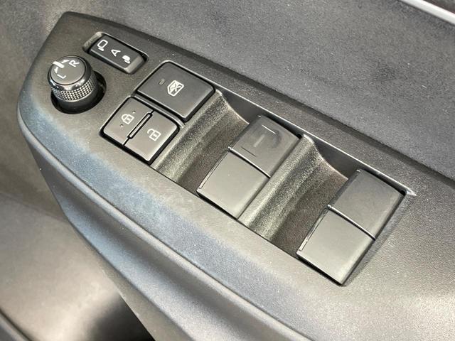 ヤリスクロス ハイブリッドZ 1年保証付 純正ディスプレイオーディオ 全周囲カメラ 衝突被害軽減システム レーダークルーズ 禁煙車 ハーフレザーシート パワーシート コーナーセンサー LEDヘッド ETC シートヒーター(38枚目)