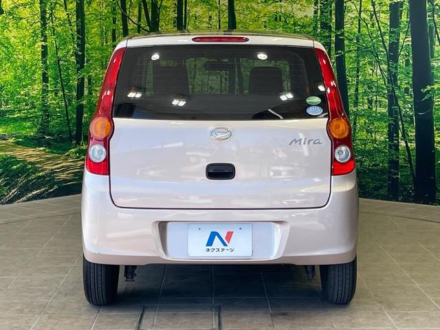 安心の最長１０年・走行無制限保証（有償）をご用意。保証内容も充実はもちろん、無料点検＆オイル交換や、年中無休の全国・２４時間ロードサービスも付帯されておりますのでご安心下さい。