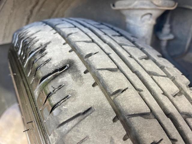 ハイゼットカーゴ クルーズＳＡＩＩＩ　１年保証付　衝突被害軽減システム　禁煙車　ＥＴＣ　オートマチックハイビーム　アイドリングストップ　ＬＥＤヘッドライト　ＣＤ再生　キーレスエントリー　横滑り防止装置　電動格納サイドミラー（30枚目）