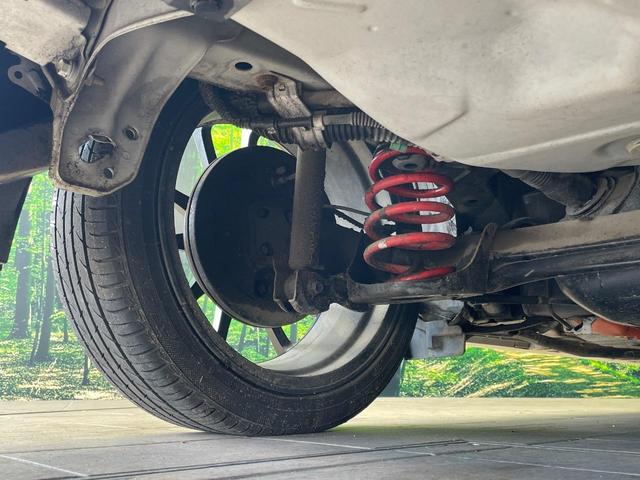 アクア Ｇ　Ｇ’ｓ　１年保証付　純正ナビ　衝突被害軽減システム　バックカメラ　禁煙車　ハーフレザーシート　ドラレコ　スマートキー　ＬＥＤヘッド　ＥＴＣ　クルコン　純正１７インチアルミ　オートハイビーム　オートライト（31枚目）