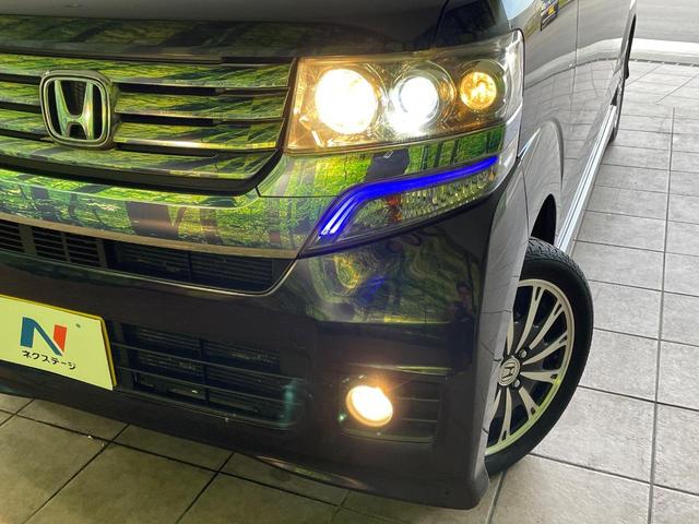 【ＨＩＤヘッドライト】非常に明るく前方を照らしてくれるので、悪天候や夜間の走行時も視界良好で安心してお乗りいただけます。