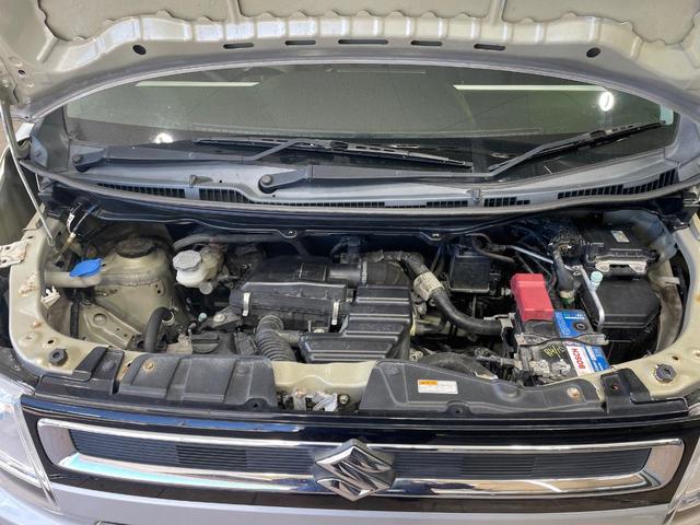 親切・丁寧な専門メカニックスタッフが応対！・車検・点検整備・事故等の修理などアフターサービスも安心。お車のカスタマイズもネクステージのサービススタッフまでご相談ください！