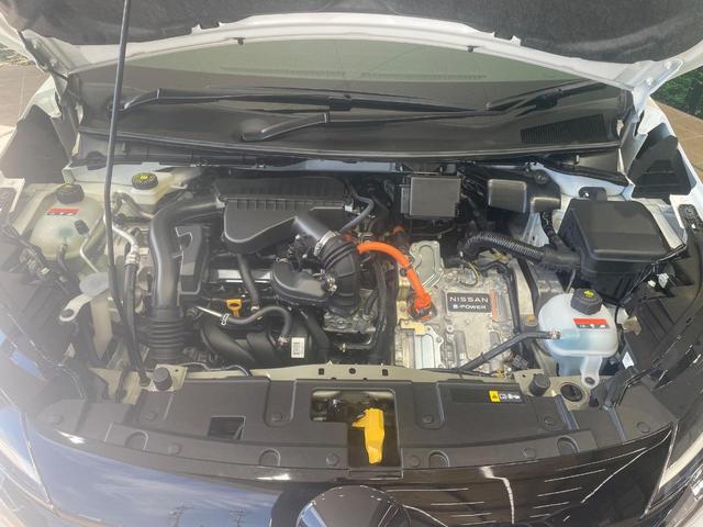 親切・丁寧な専門メカニックスタッフが応対！・車検・点検整備・事故等の修理などアフターサービスも安心。お車のカスタマイズもネクステージのサービススタッフまでご相談ください！