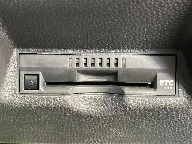 【ＥＴＣ】高速道路の料金所をストレスなく通過！話題のスポットやサービスエリアに多い「スマートＩＣ」利用時は必須のアイテムです。当店でセットアップを実施、ご納車当日からすぐにご利用いただけます！