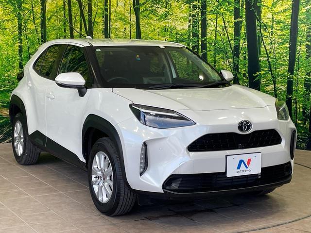 高透明度のガラス皮膜で撥水はもちろん、上質なツヤ・光沢を実現。紫外線や酸性雨から大切な愛車を保護し、色あせ・劣化を防止。「弾スプラッシュコート」、「弾プリミッサコート」からお選びいただけます。