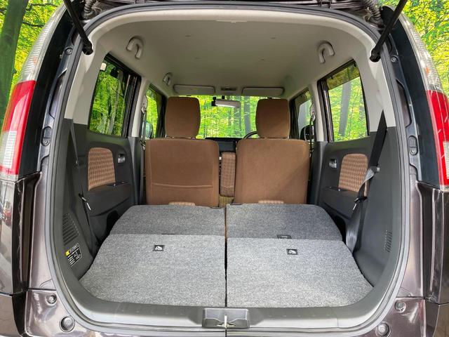 普段のお買い物や通勤、送迎等に十分な荷室スペースを確保しております。セカンドシートを倒すと、大きな荷物の積載も可能です♪