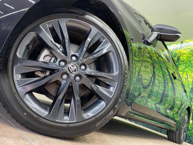 【純正１７インチアルミホイール】外観にマッチした純正アルミホイールを装着しております。各種社外アルミホイールや、スタッドレスタイヤも取扱いしております。是非ご相談ください♪