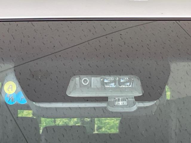 デリカＤ：５ Ｐ　１年保証付　４ＷＤ　ディーゼル（軽油）　純正ＳＤナビ　全周囲カメラ　衝突被害軽減システム　レーダークルーズ　禁煙車　パワーシート　ドラレコ　スマートキー　ＬＥＤヘッド　ＥＴＣ　純正１８インチアルミ（6枚目）