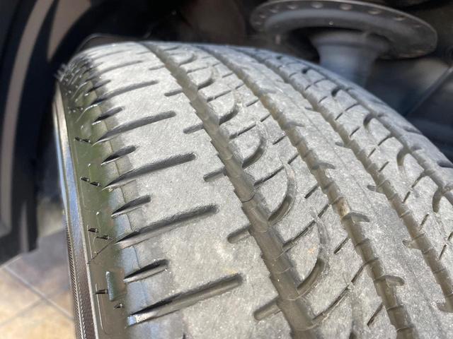 デリカＤ：５ Ｐ　１年保証付　４ＷＤ　ディーゼル（軽油）　純正ＳＤナビ　全周囲カメラ　衝突被害軽減システム　レーダークルーズ　禁煙車　パワーシート　ドラレコ　スマートキー　ＬＥＤヘッド　ＥＴＣ　純正１８インチアルミ（47枚目）