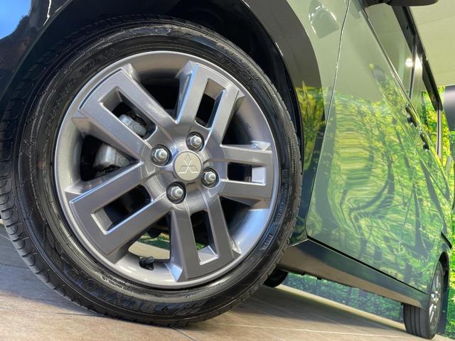 【純正１５インチアルミホイール】外観にマッチした純正アルミホイールを装着しております。各種社外アルミホイールや、スタッドレスタイヤも取扱いしております。是非ご相談ください♪
