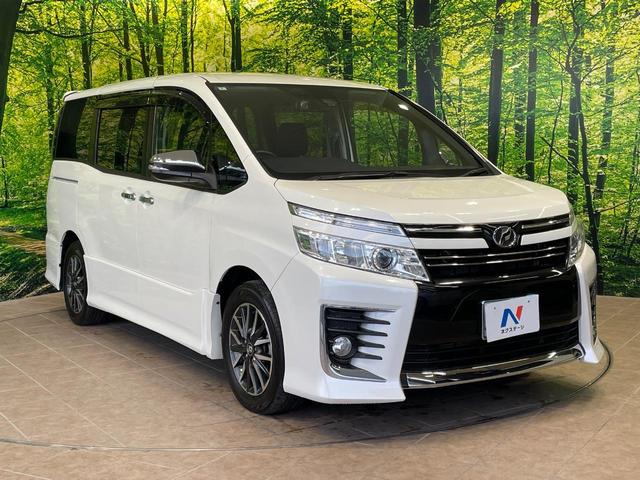 高透明度のガラス皮膜で撥水はもちろん、上質なツヤ・光沢を実現。紫外線や酸性雨から大切な愛車を保護し、色あせ・劣化を防止。「弾スプラッシュコート」、「弾プリミッサコート」からお選びいただけます。