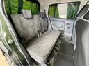 後部座席も気になるようなキズ・汚れやへたり等、大きなダメージはなく、良好な状態です。