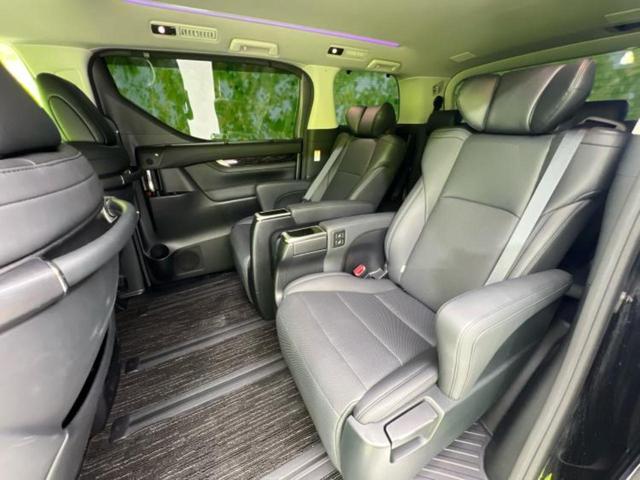 ヴェルファイア ４ＷＤ　Ｚ　Ｇエディション　新品タイヤ／ＪＢＬ／保証書／純正　１０インチ　ＳＤナビ／両側電動スライドドア／シート　合皮／電動バックドア／ヘッドランプ　ＬＥＤ／ＥＴＣ／ＥＢＤ付ＡＢＳ／横滑り防止装置／アイドリングストップ　４ＷＤ（8枚目）