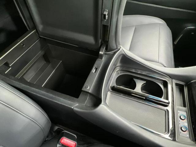 ヴェルファイア ４ＷＤ　Ｚ　Ｇエディション　新品タイヤ／ＪＢＬ／保証書／純正　１０インチ　ＳＤナビ／両側電動スライドドア／シート　合皮／電動バックドア／ヘッドランプ　ＬＥＤ／ＥＴＣ／ＥＢＤ付ＡＢＳ／横滑り防止装置／アイドリングストップ　４ＷＤ（43枚目）