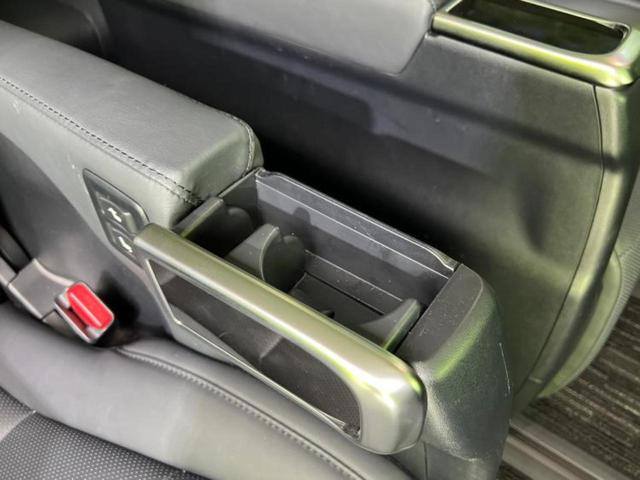 ヴェルファイア ４ＷＤ　Ｚ　Ｇエディション　新品タイヤ／ＪＢＬ／保証書／純正　１０インチ　ＳＤナビ／両側電動スライドドア／シート　合皮／電動バックドア／ヘッドランプ　ＬＥＤ／ＥＴＣ／ＥＢＤ付ＡＢＳ／横滑り防止装置／アイドリングストップ　４ＷＤ（51枚目）